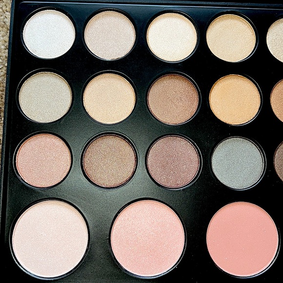 All about color eye & cheek palette by Style Essentials - Picture 3 of 6